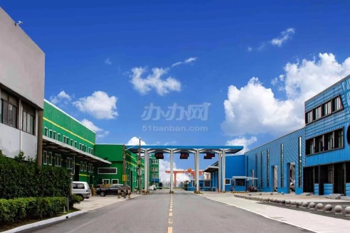 大门入口